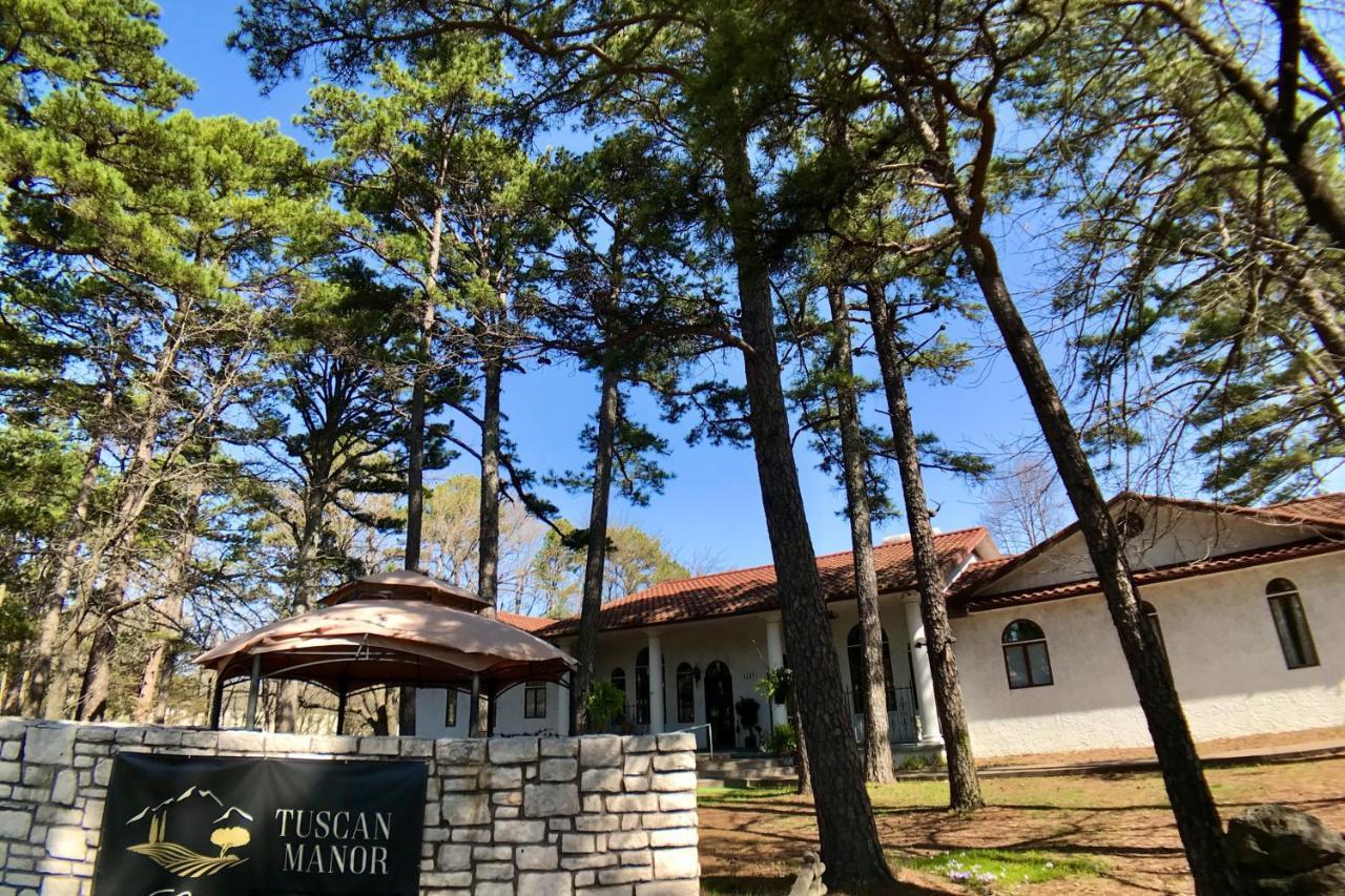 Tuscan Manor Bed & Breakfast Eureka Springs Exterior photo